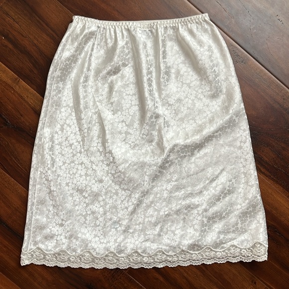 Christian Dior Vintage half slip - Picture 4 of 7